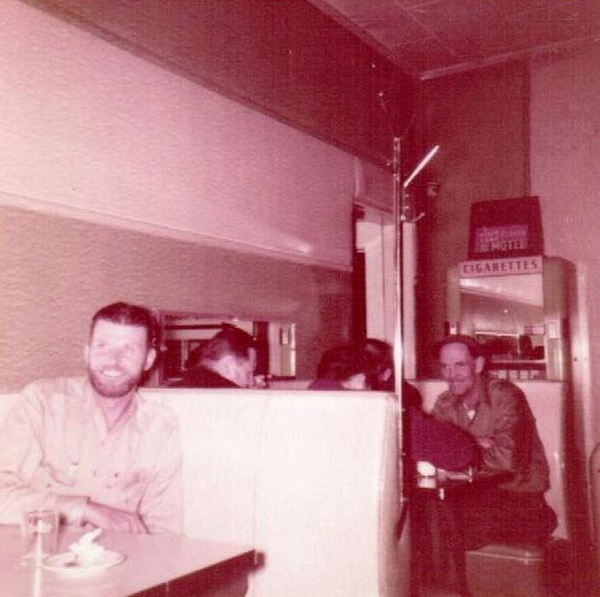 Tekon Grill (Te-Kon Grill & Truck Stop) - From Ann Thornton On Facebook (newer photo)